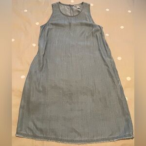Tommy Bahama Size Medium Chambray Dress